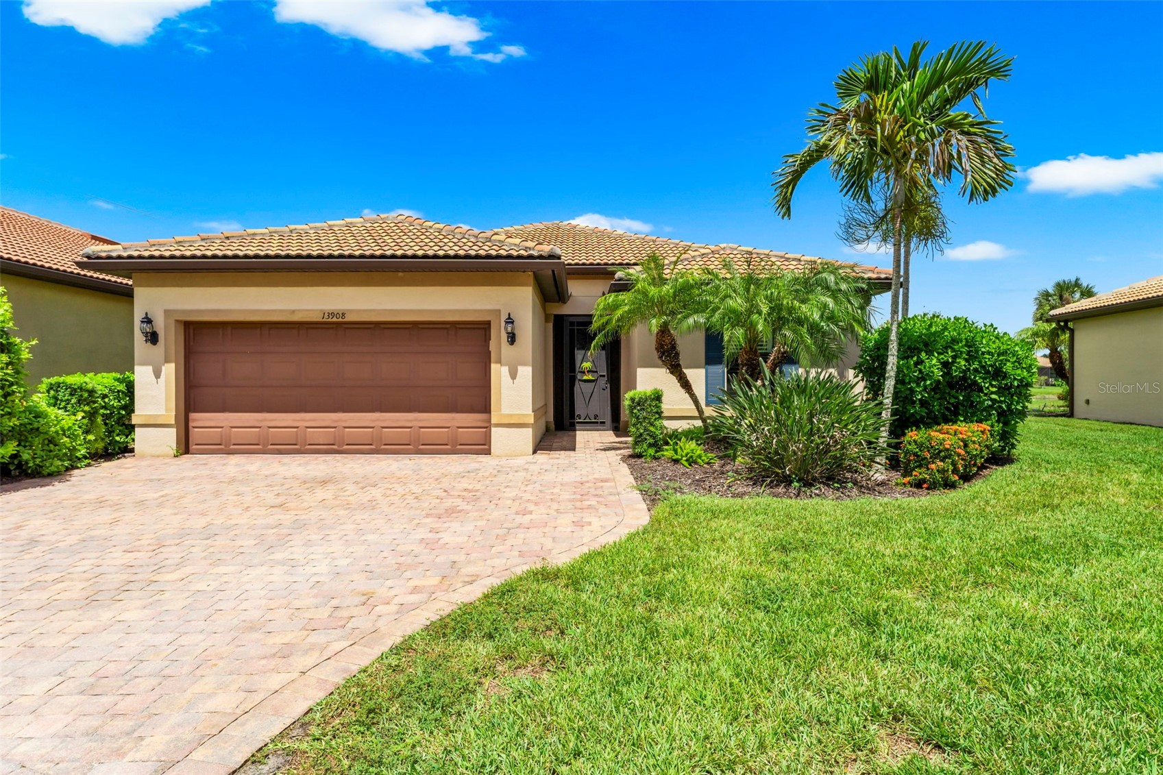 13908 KARINA STREET