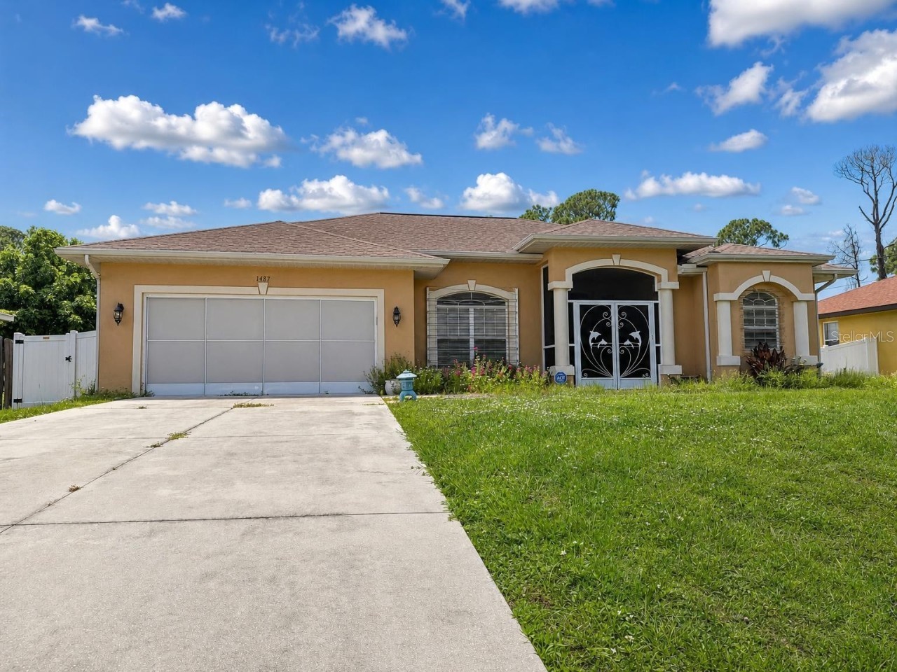 1487 EVANGELINA LANE