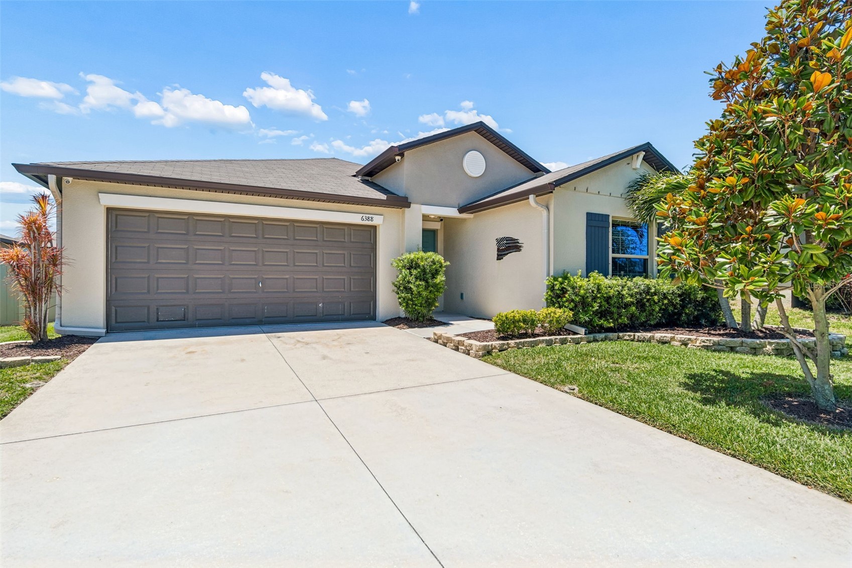 6388 SPIDER LILY WAY