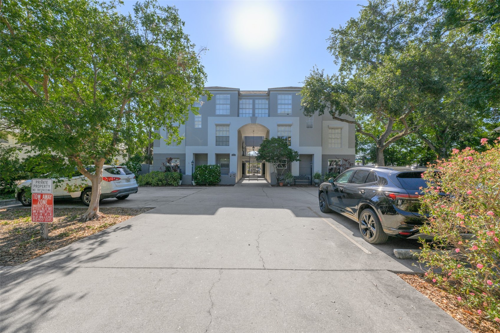606 S GLEN AVENUE 10