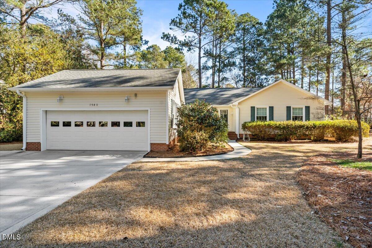 7980 Glasgow Drive, Laurinburg, NC 28352