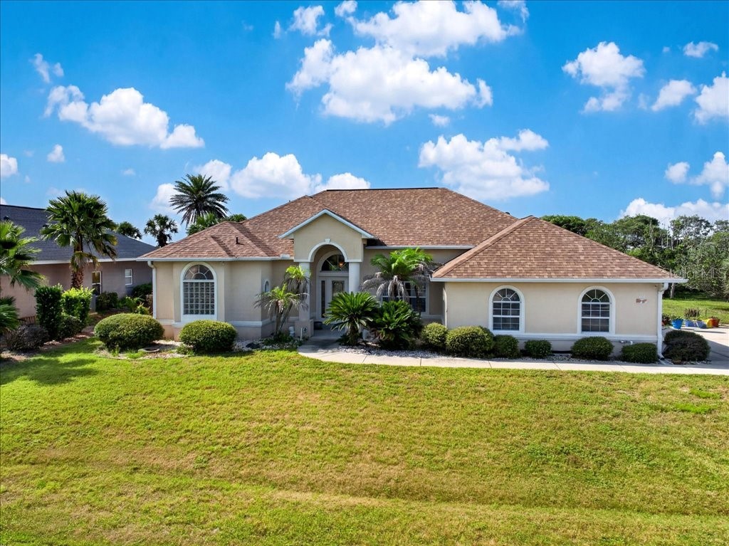 10 BEACHSIDE DRIVE