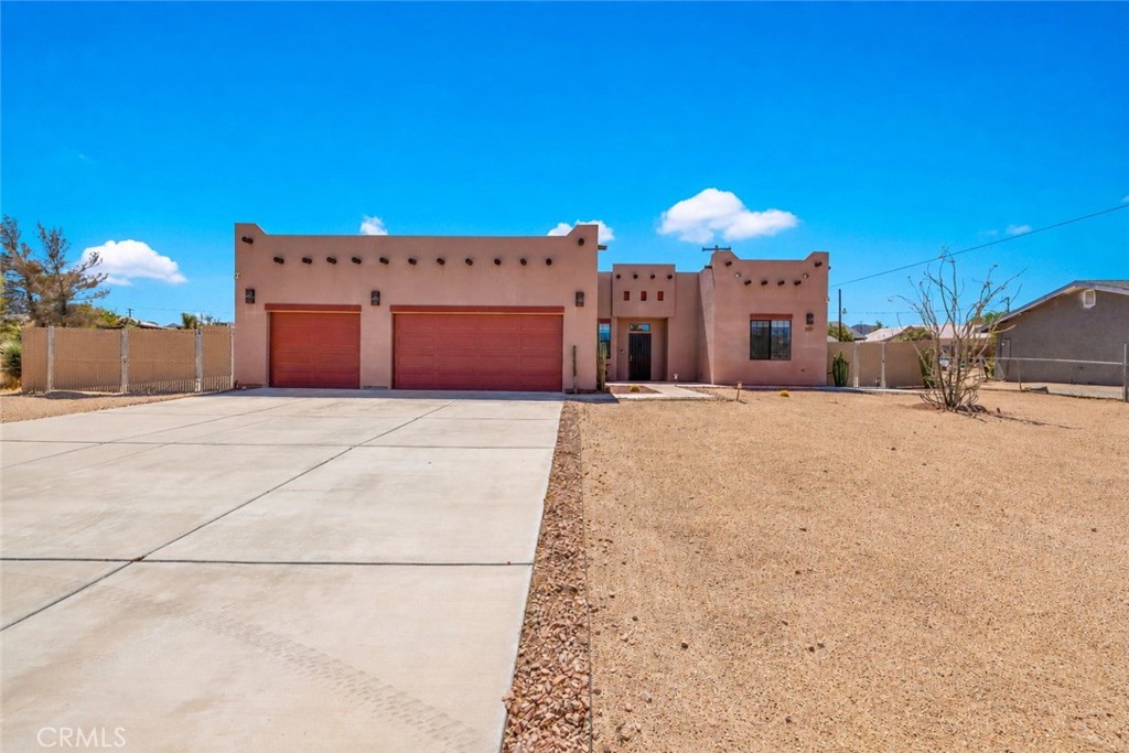 58055 Desert Gold Drive