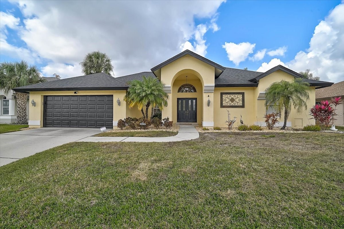 5072 KILTY COURT E