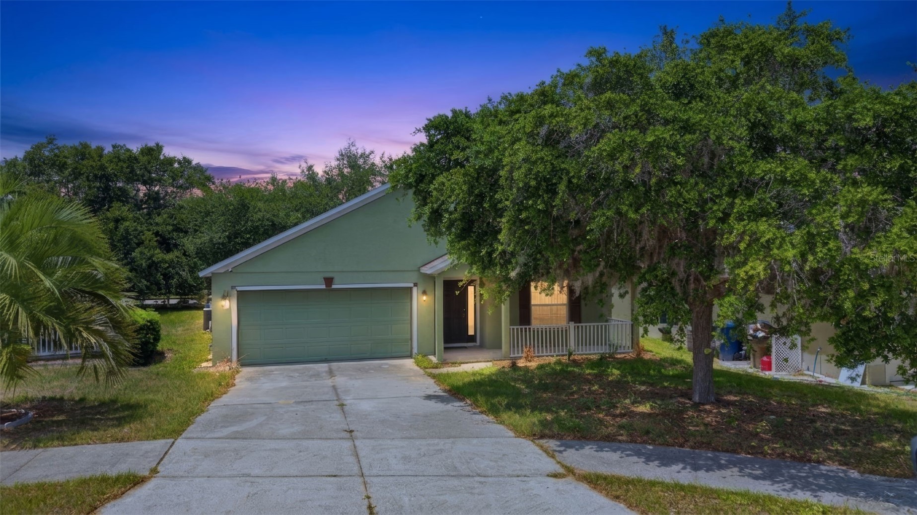 3002 LORIMER CT