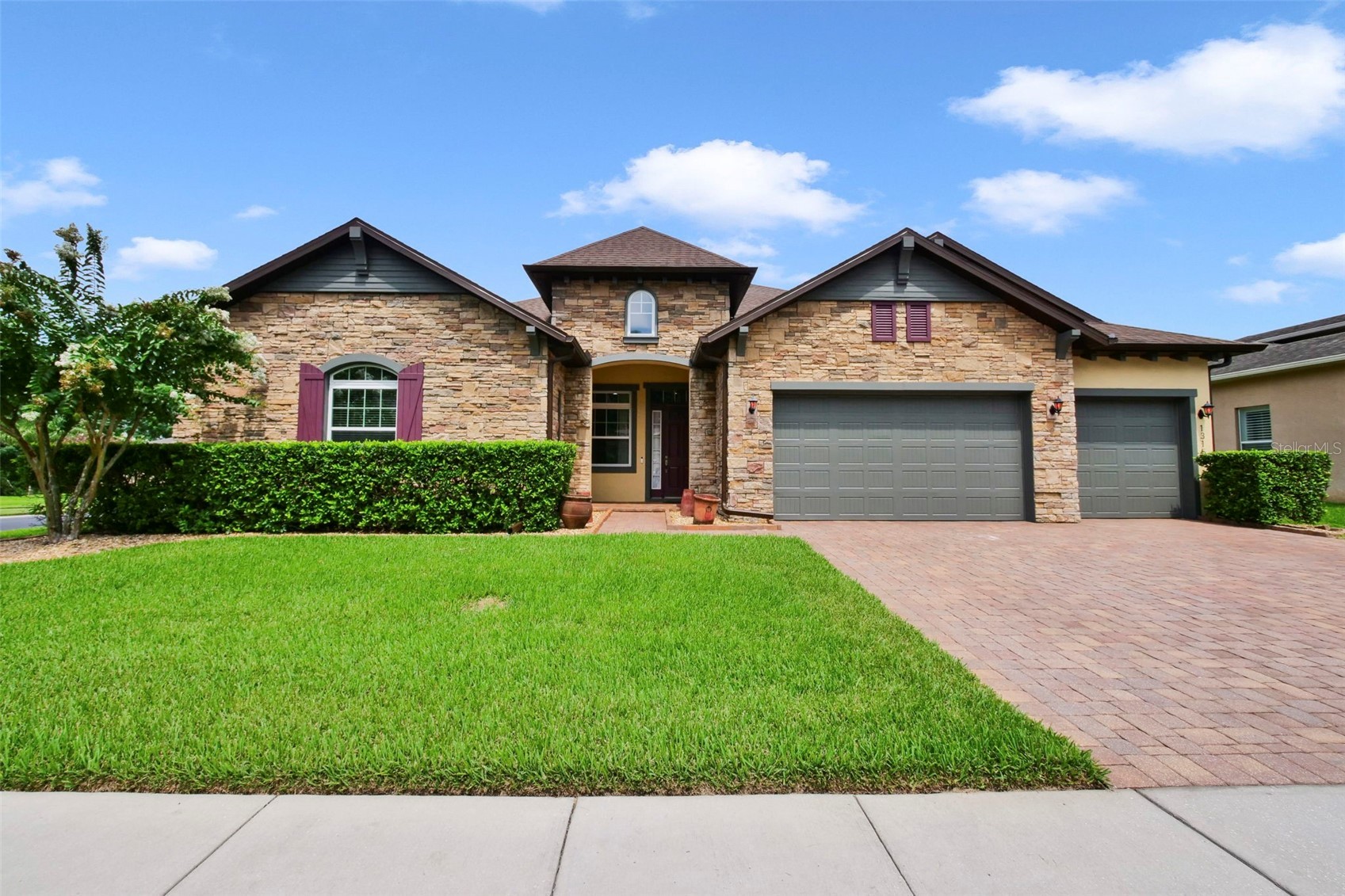 1315 ARDEN OAKS DRIVE
