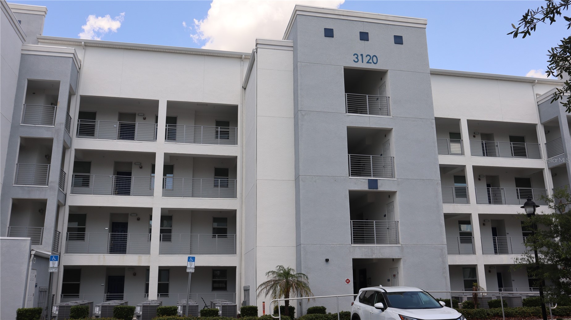 3120 PARADOX CIRCLE 205