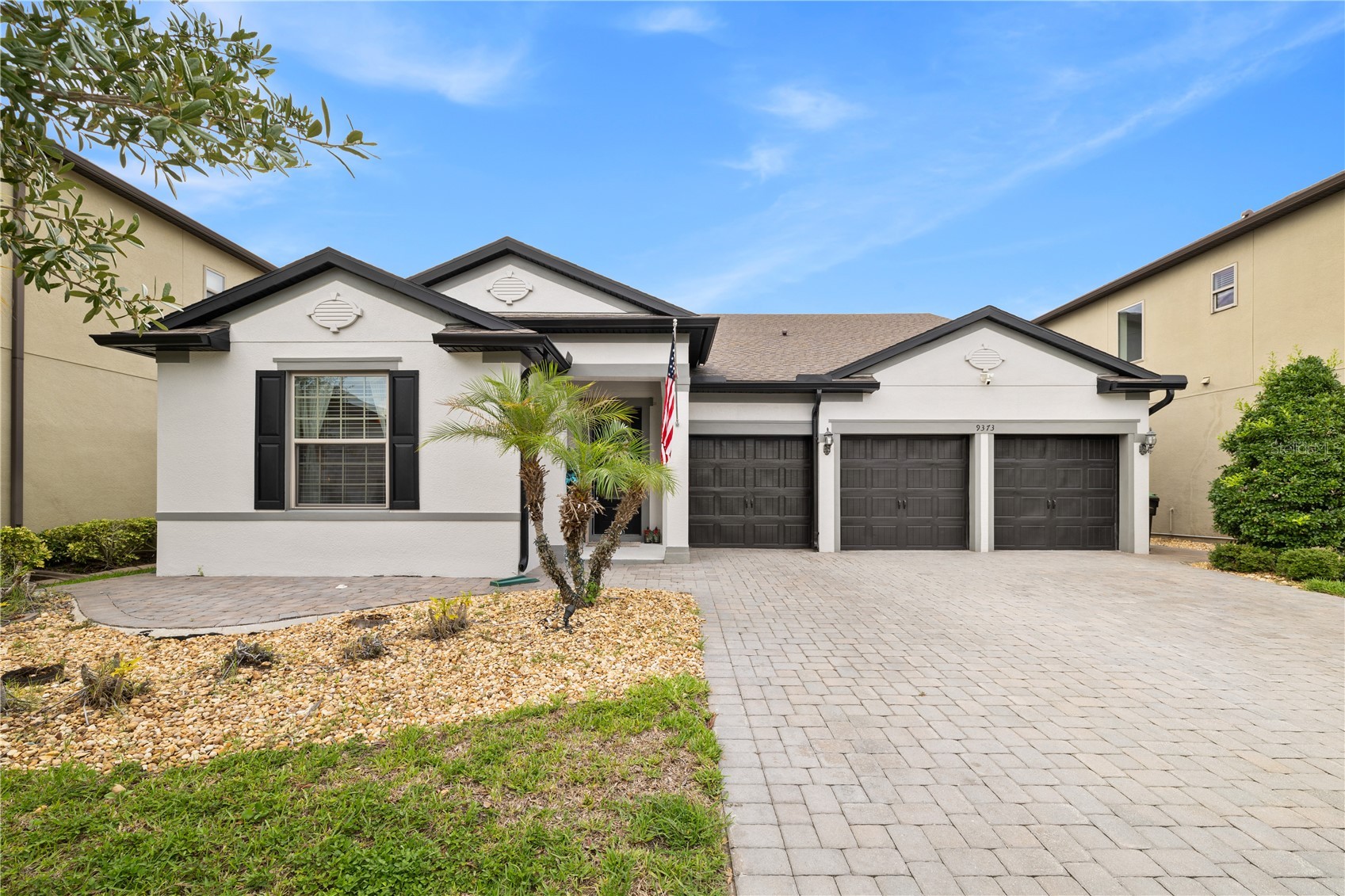 9373 ROYAL ESTATES BOULEVARD