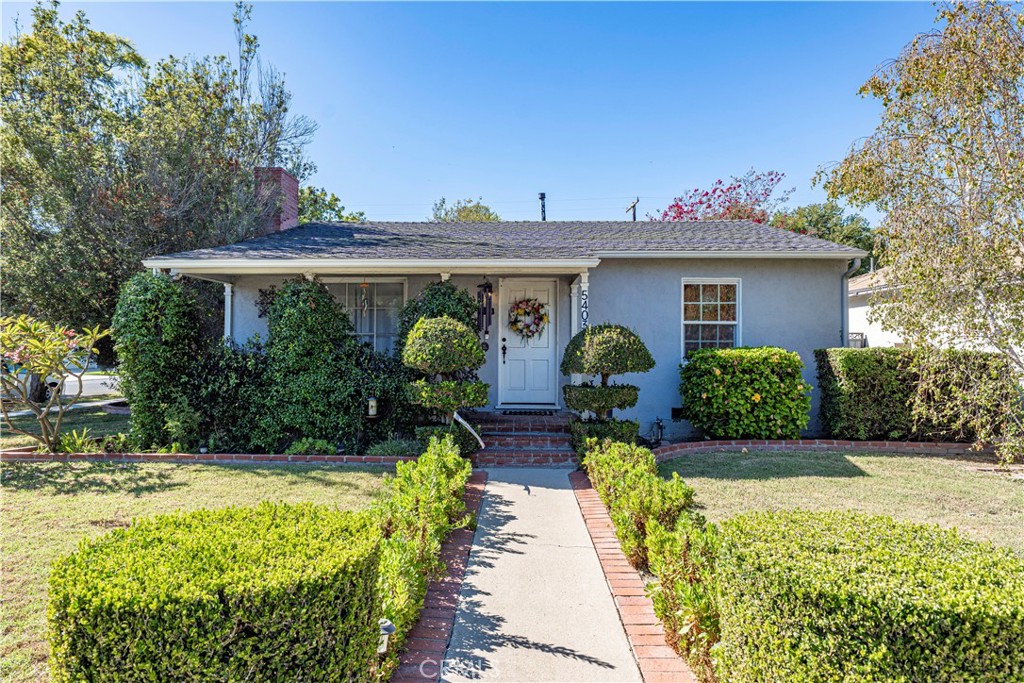 5403 E Daggett
