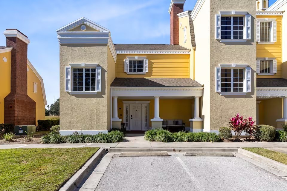 1326 SEVEN EAGLES COURT 1326