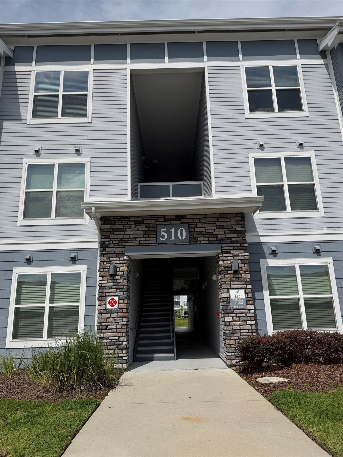 510 ACADEMY DRIVE 303