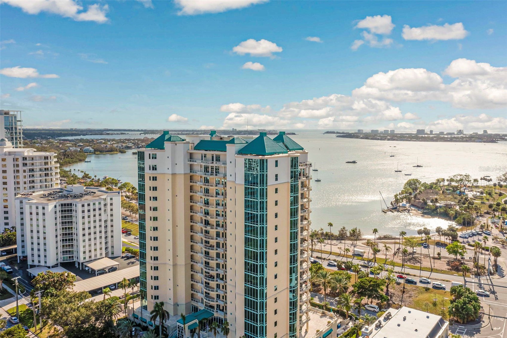 340 S PALM AVENUE 11