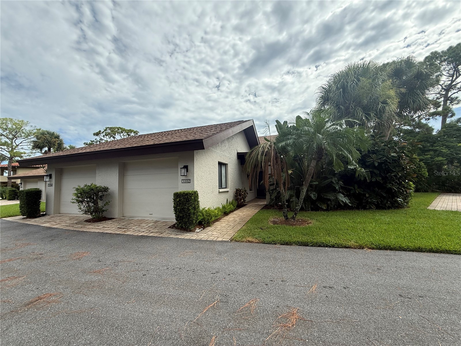 3102 WINDRUSH BOURNE 4
