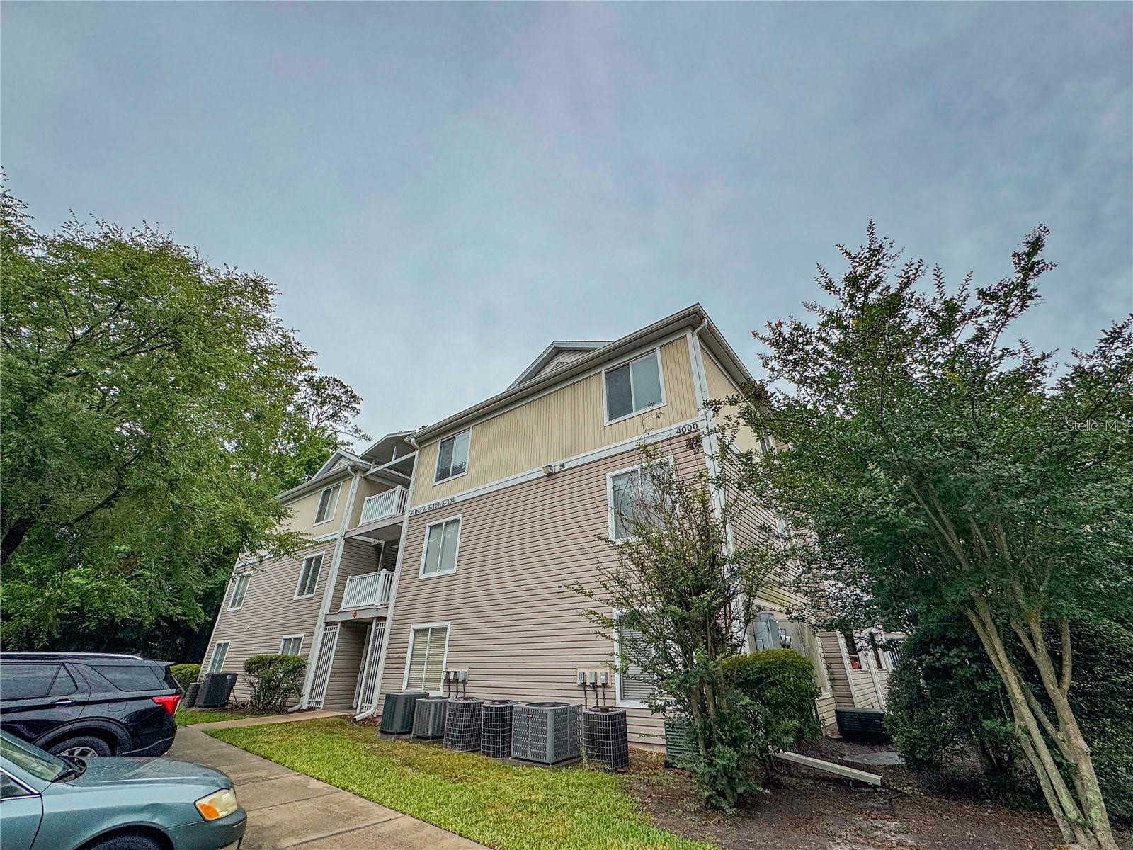 4000 SW 23RD STREET 6-303