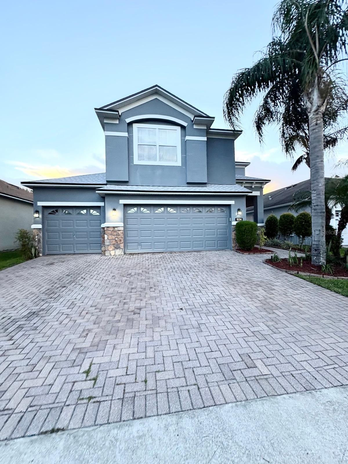 1034 BELLA VIDA BOULEVARD