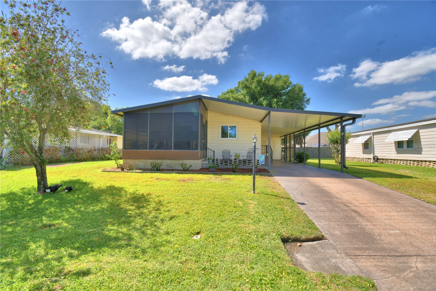 447 VILLAGE CIRCLE SW