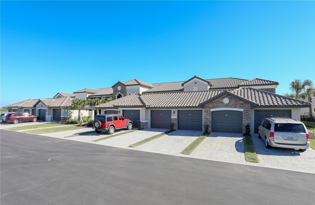 5558 PALMER CIRCLE 106