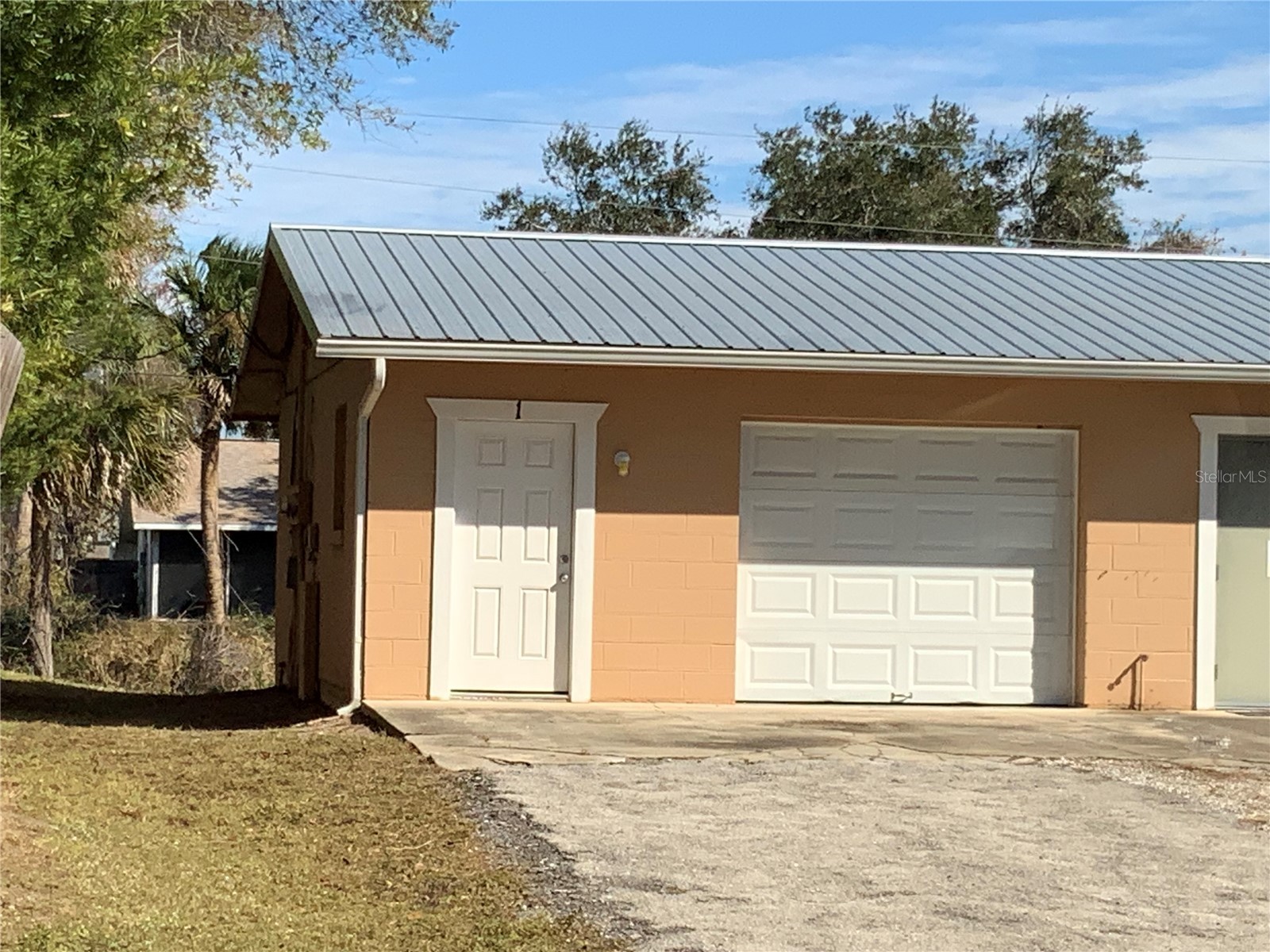 2417 GUAVA DRIVE 1
