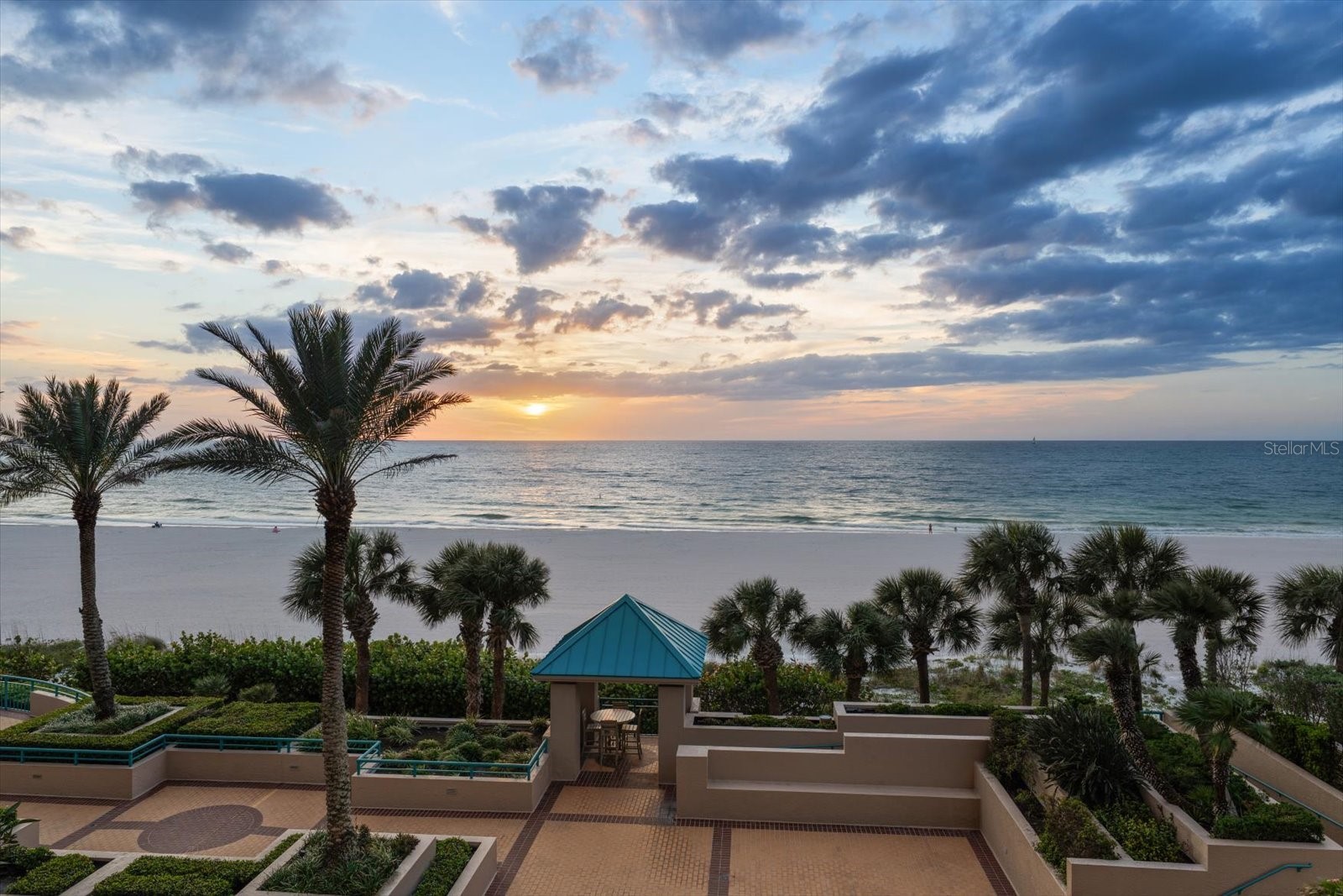 1560 GULF BOULEVARD 304