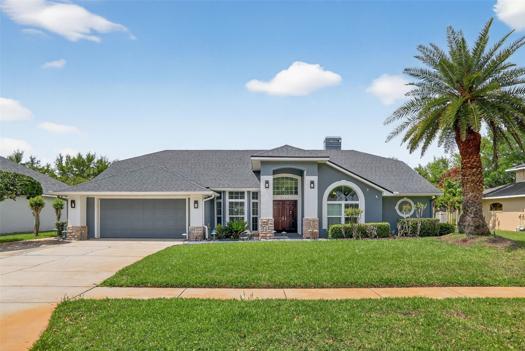 5232 HAMMOCK CIRCLE
