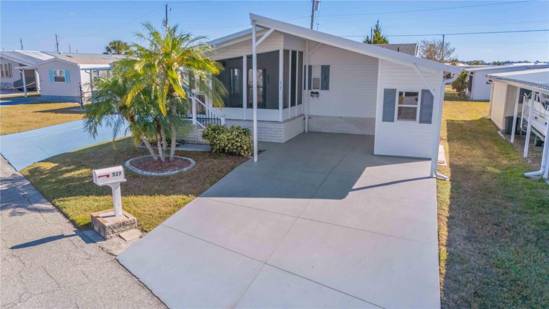 527 FLEETWOOD STREET