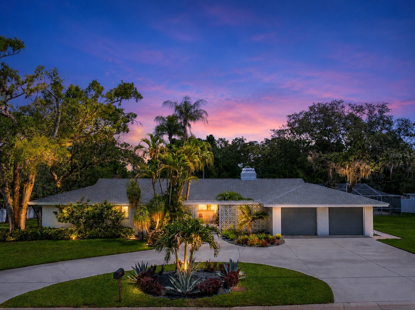 1350 FAIRWAY DRIVE
