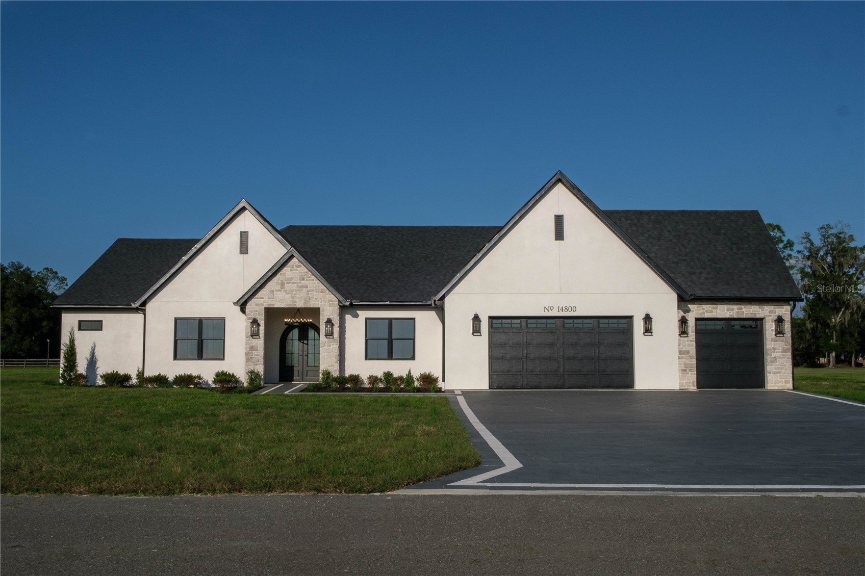 14800 MIM PLACE