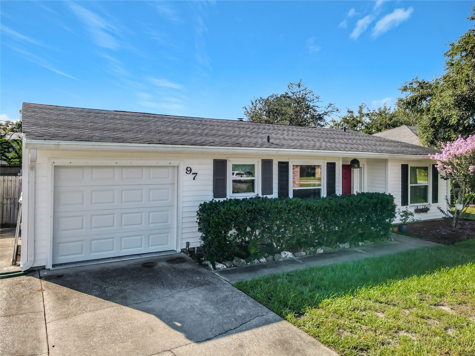 97 S COURTLAND BOULEVARD