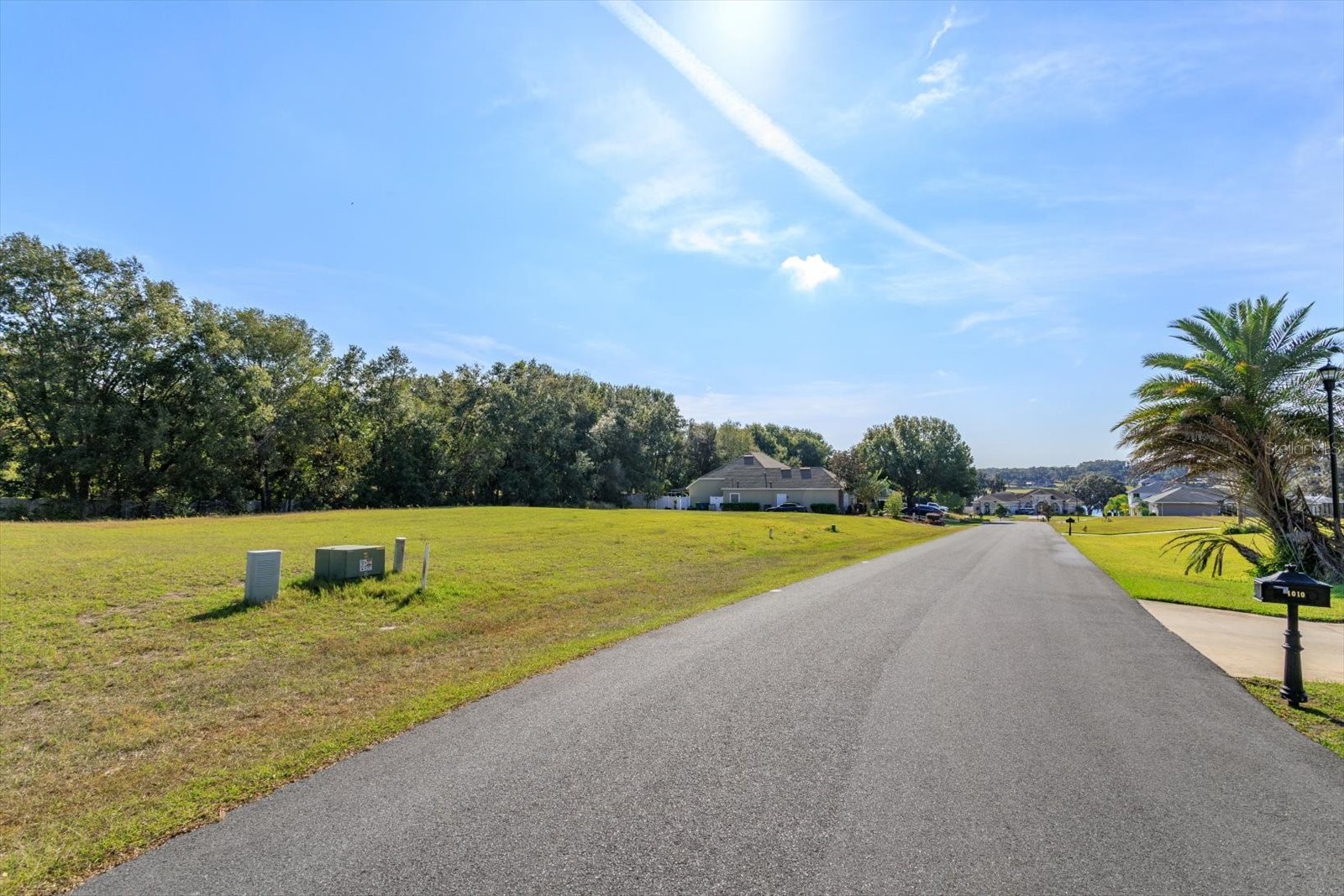 1007 MYRTLE BREEZES COURT