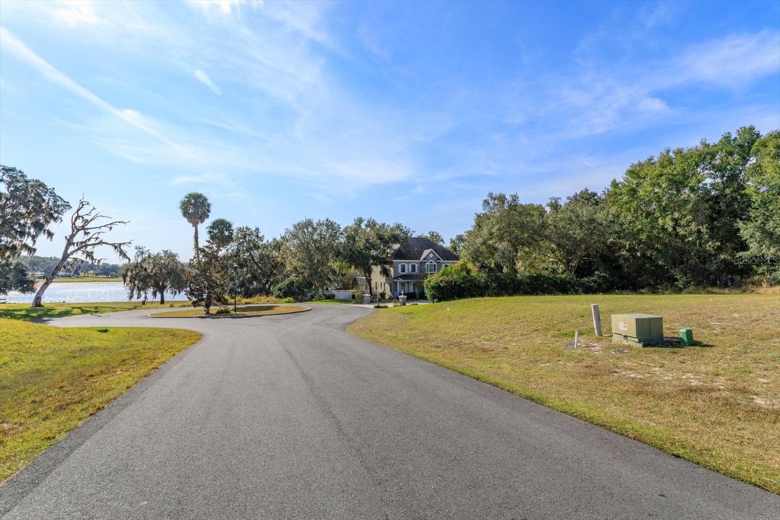 1104 MYRTLE BREEZES COURT