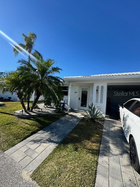 541 SPANISH DRIVE N