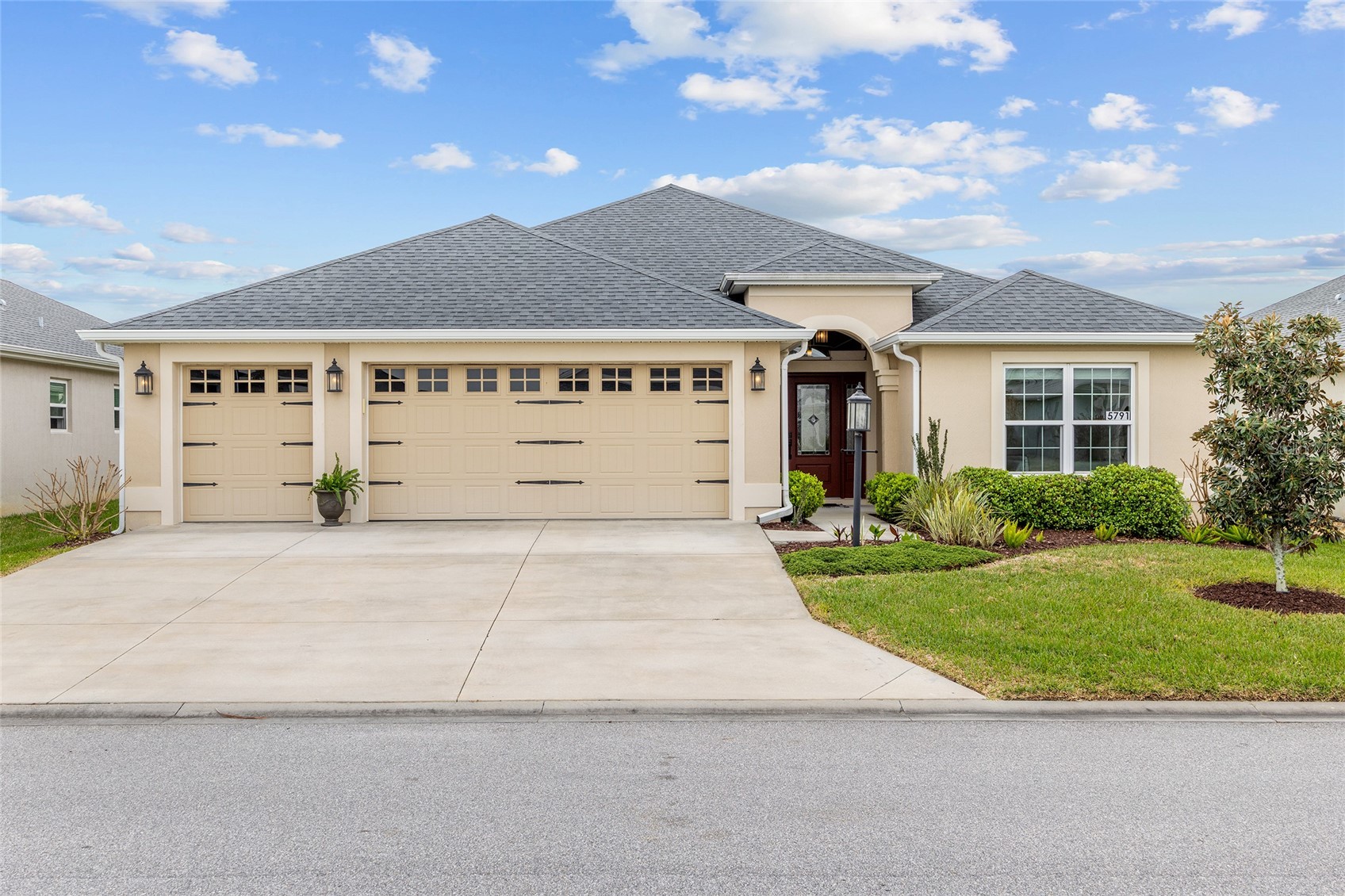 5791 HENRY LOOP