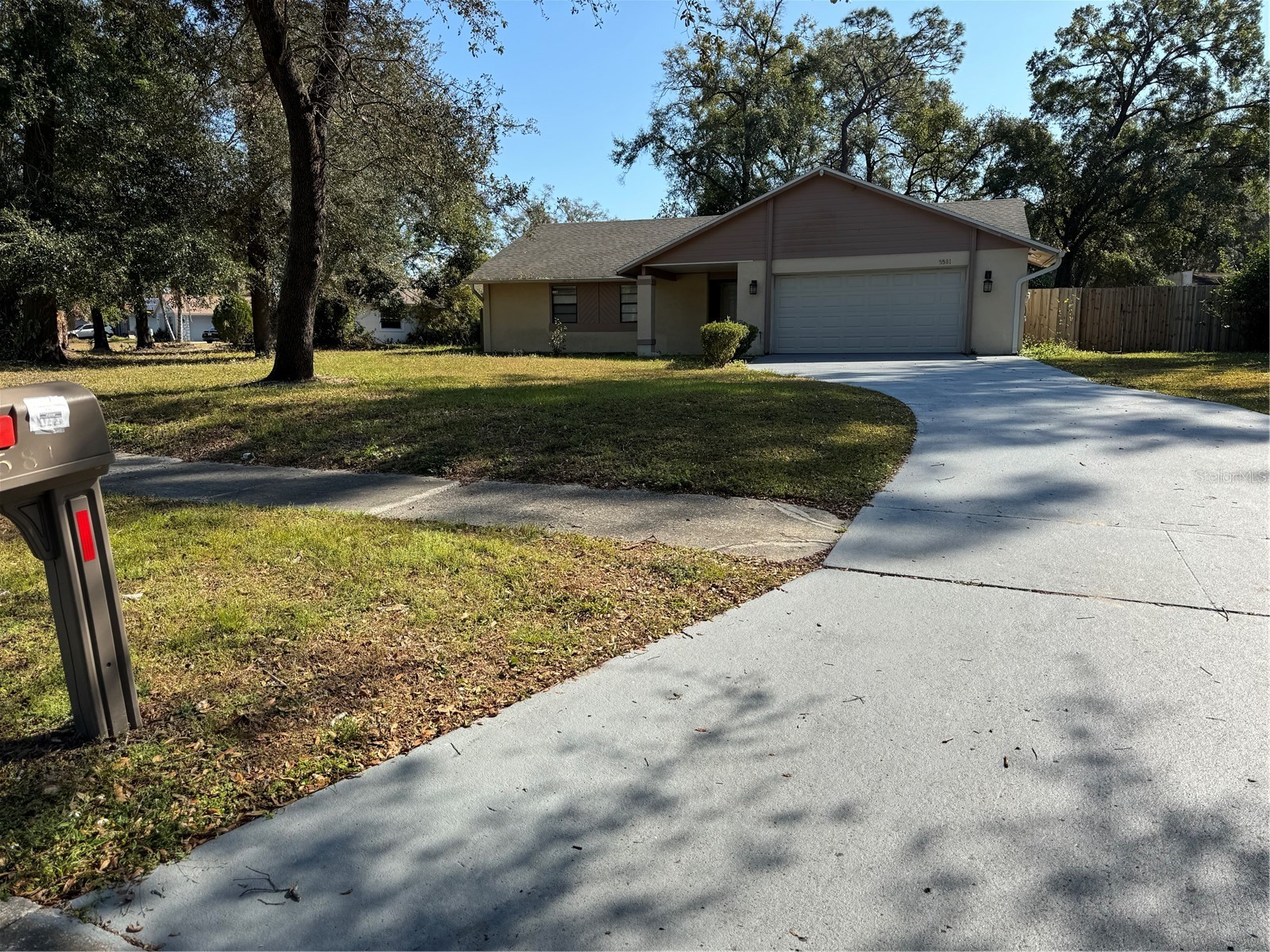 5581 AEOLUS WAY