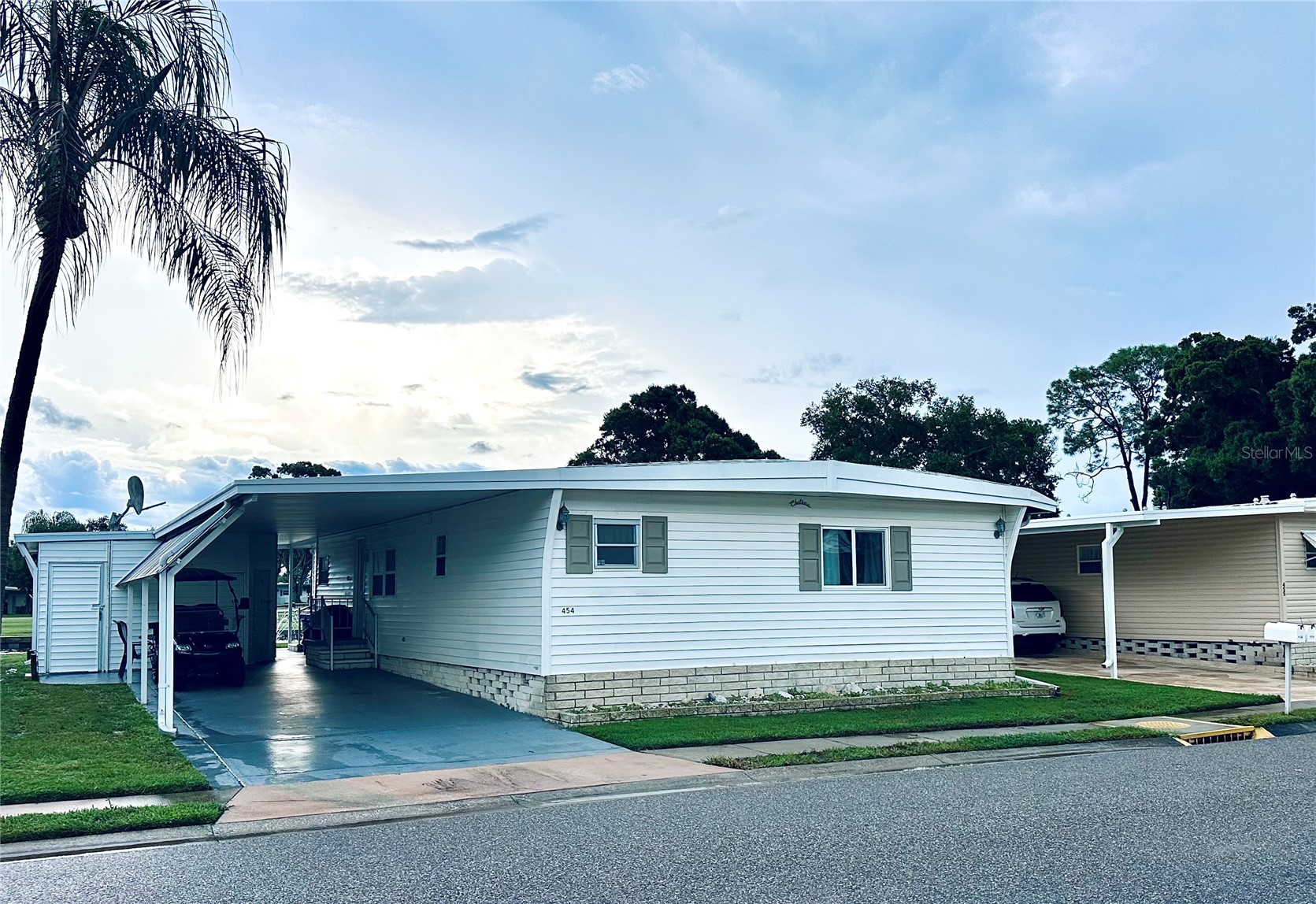 1100 BELCHER ROAD S 454