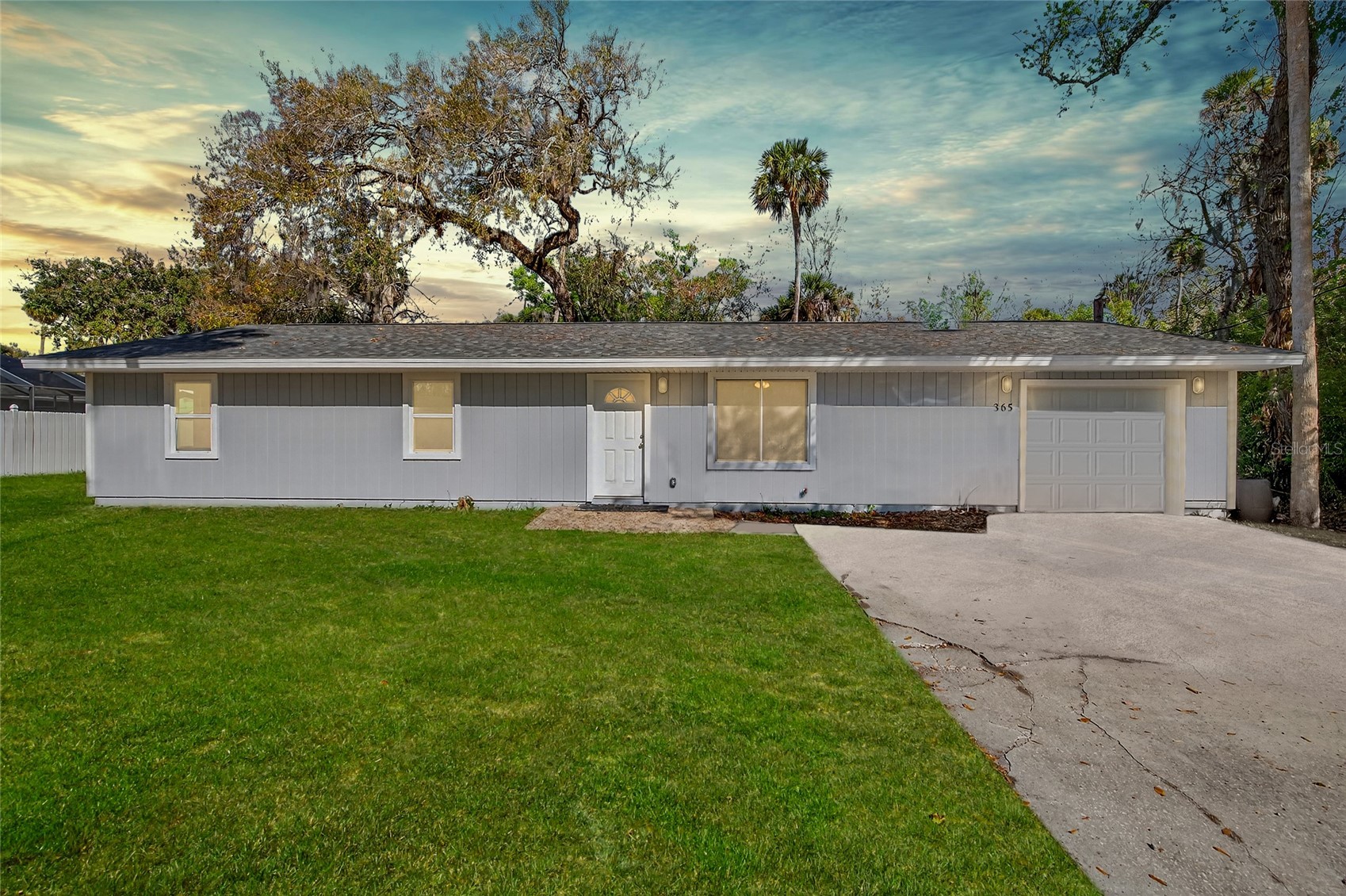 365 HAND AVENUE