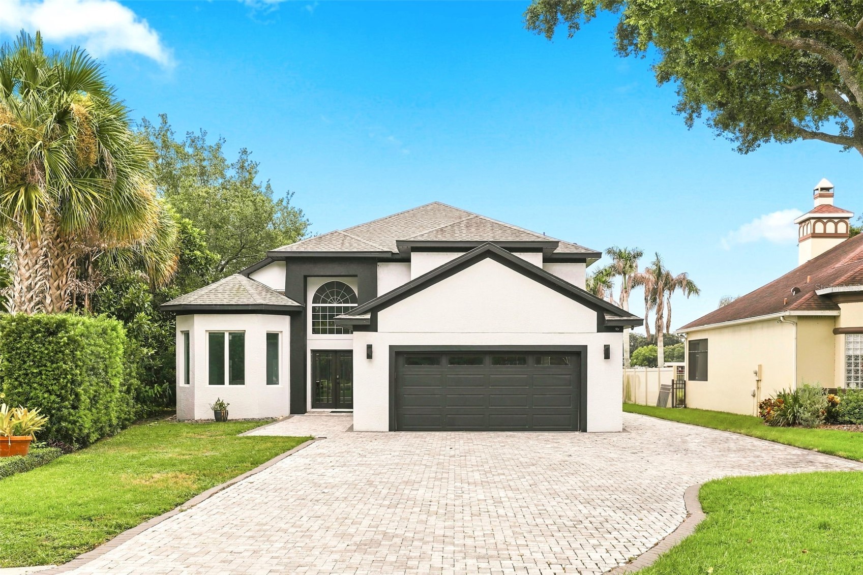 673 LAKE HARBOR CIRCLE