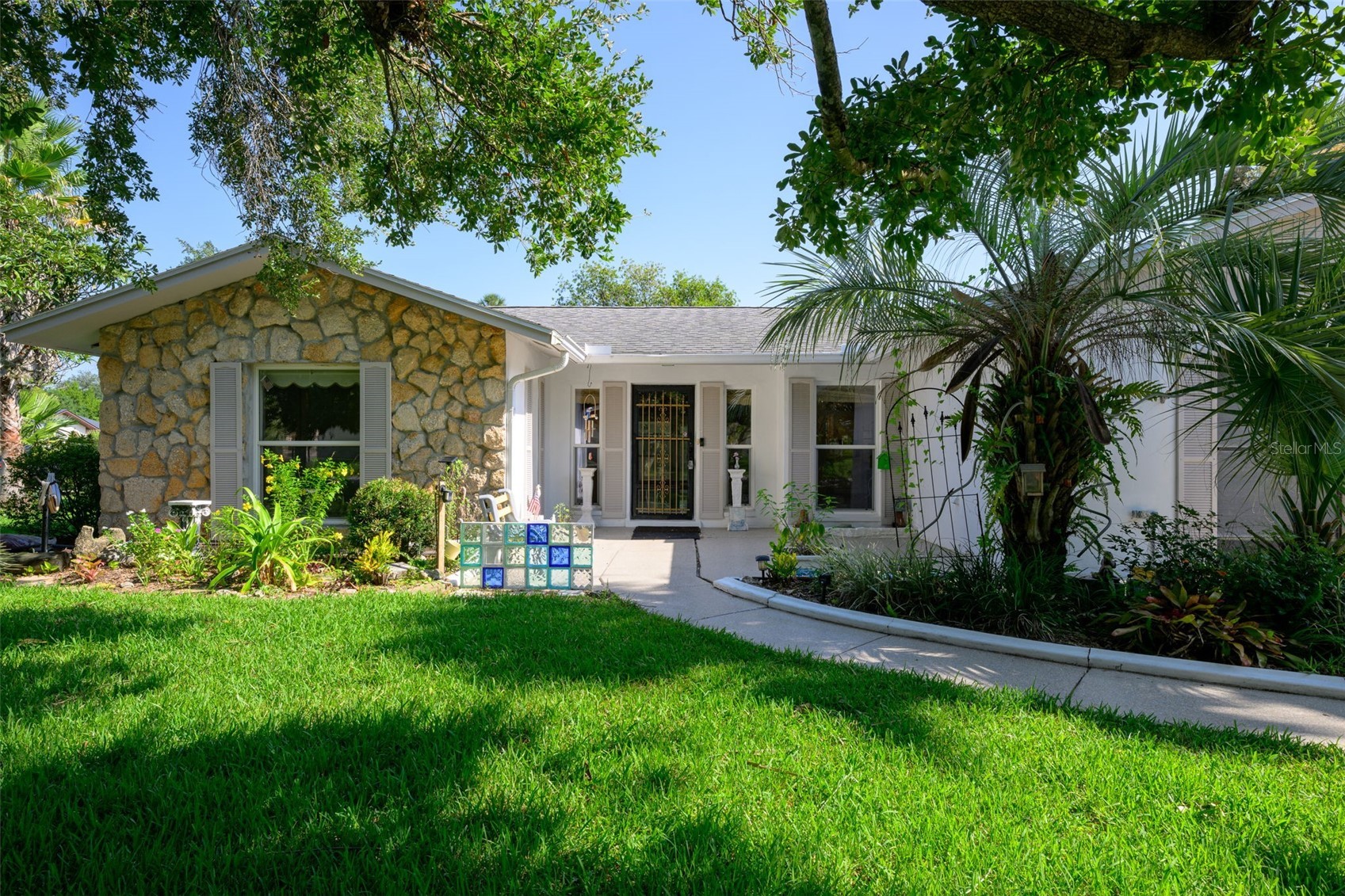 30 FERNHAM LANE