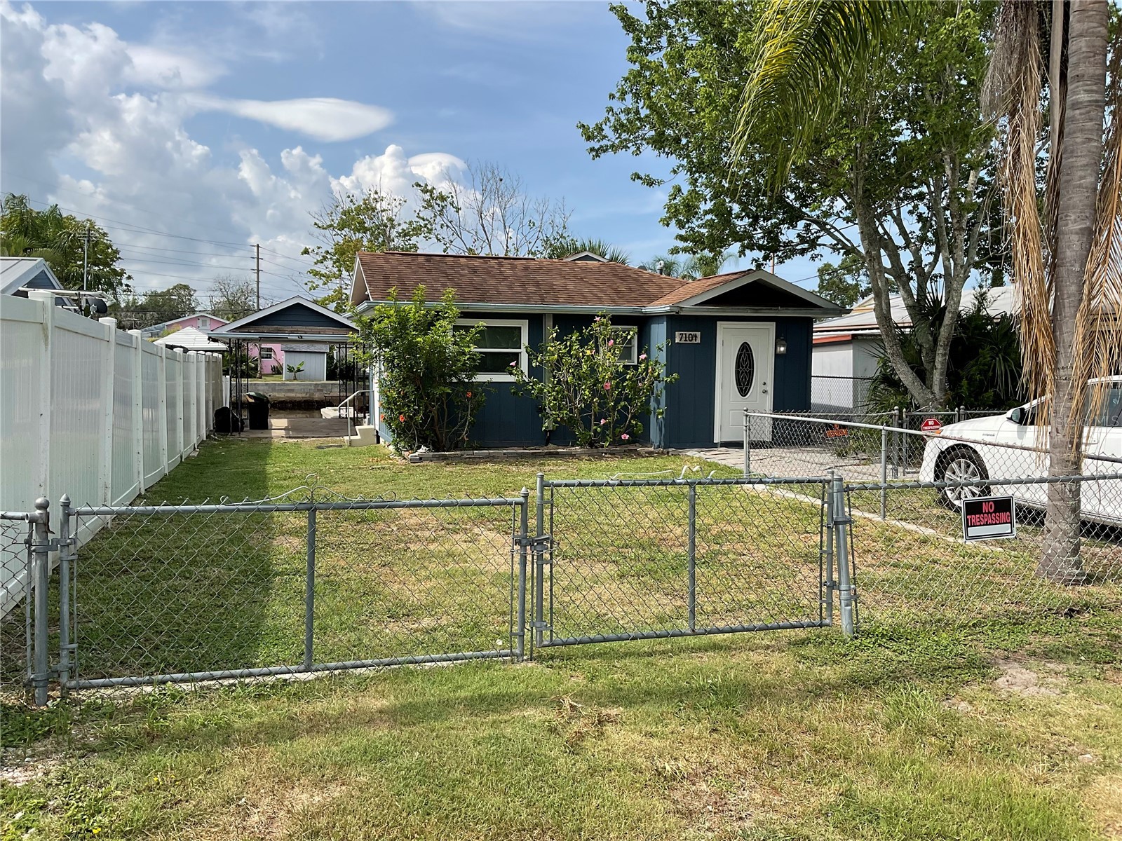 7104 FAIR LANE