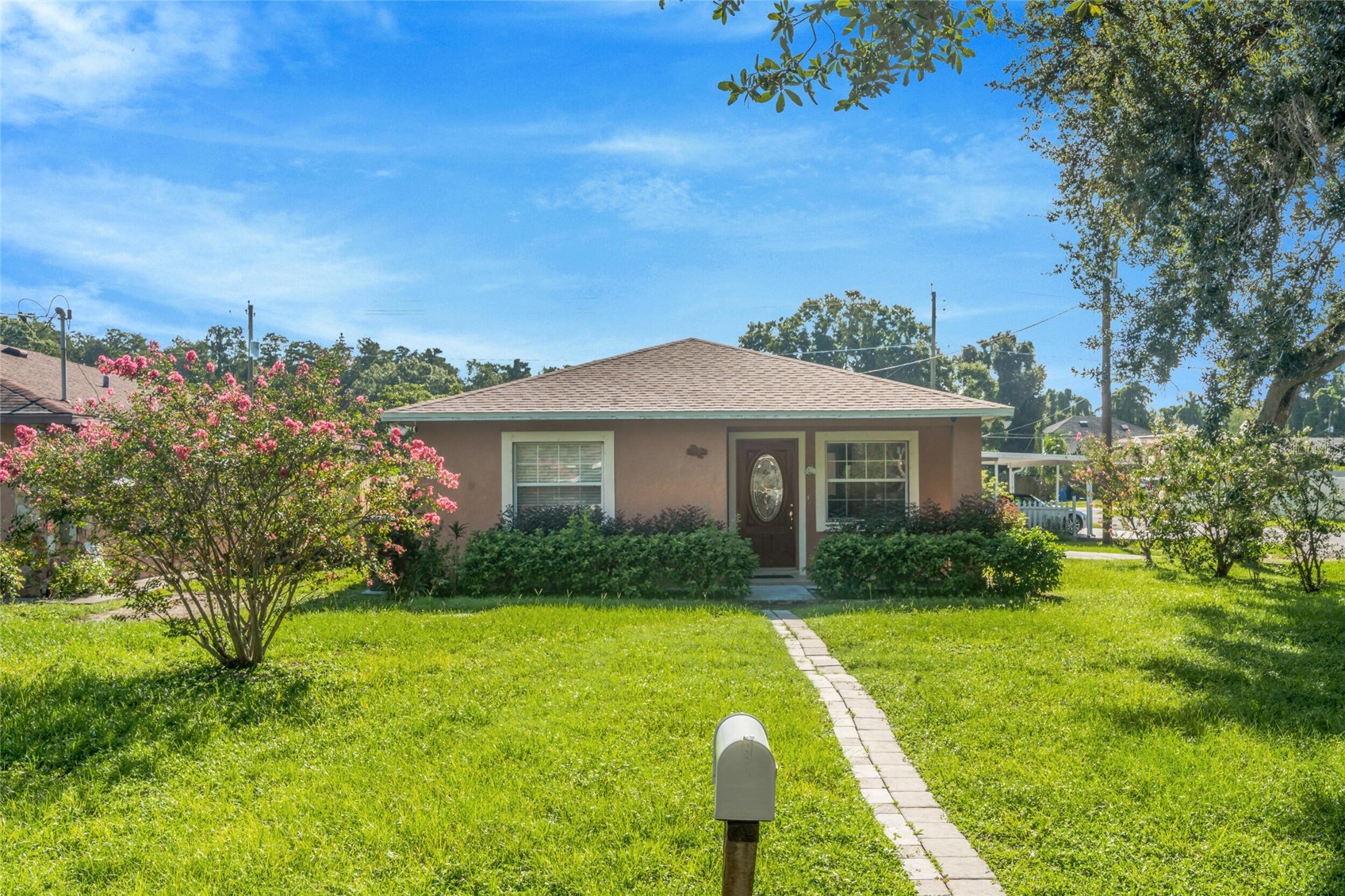 8001 N HUBERT AVENUE