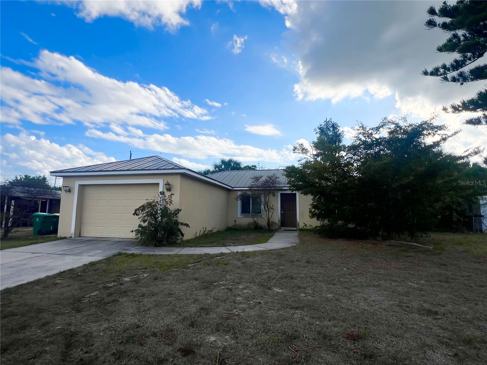 3281 EASY STREET