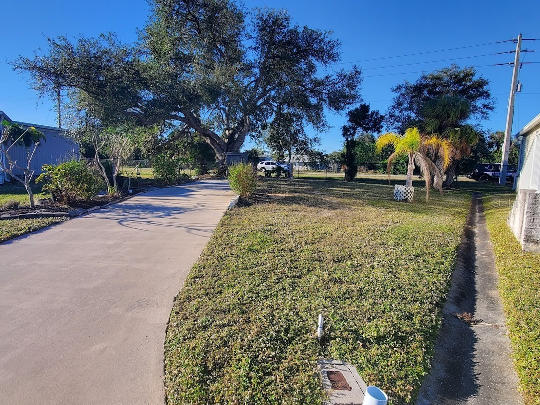 6880 PLEASANT COURT