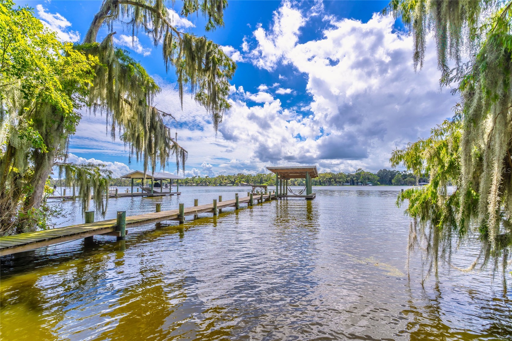 121 N LAKE GEORGE DRIVE