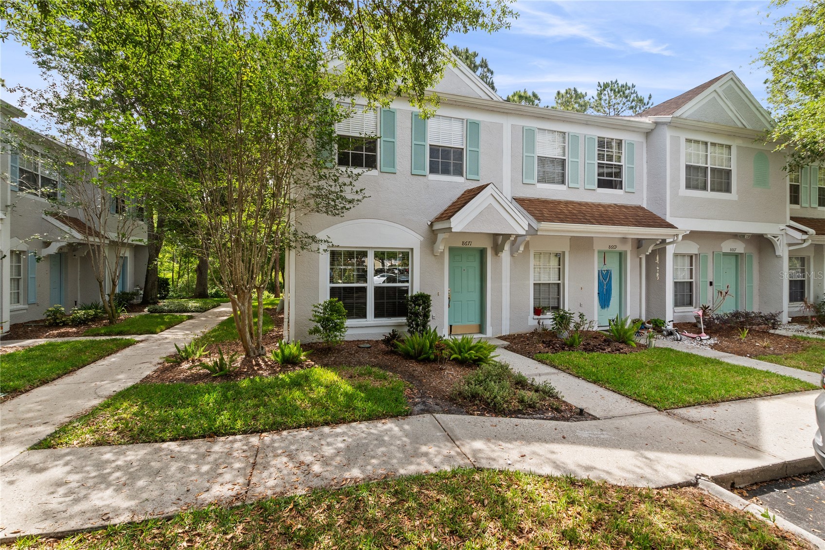 8671 HUNTERS KEY CIRCLE 8671