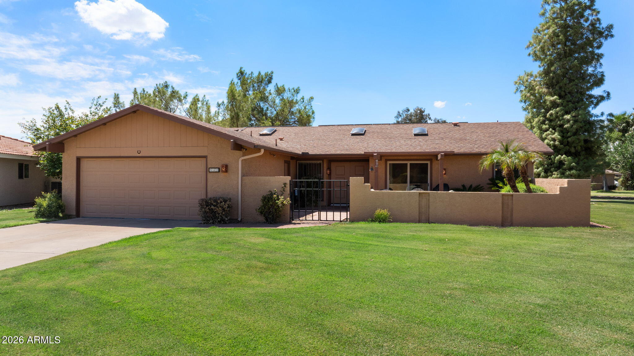 532 Leisure World, Mesa, AZ 85206