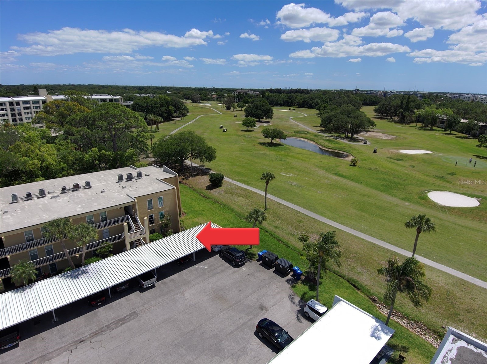 225 COUNTRY CLUB DRIVE D142