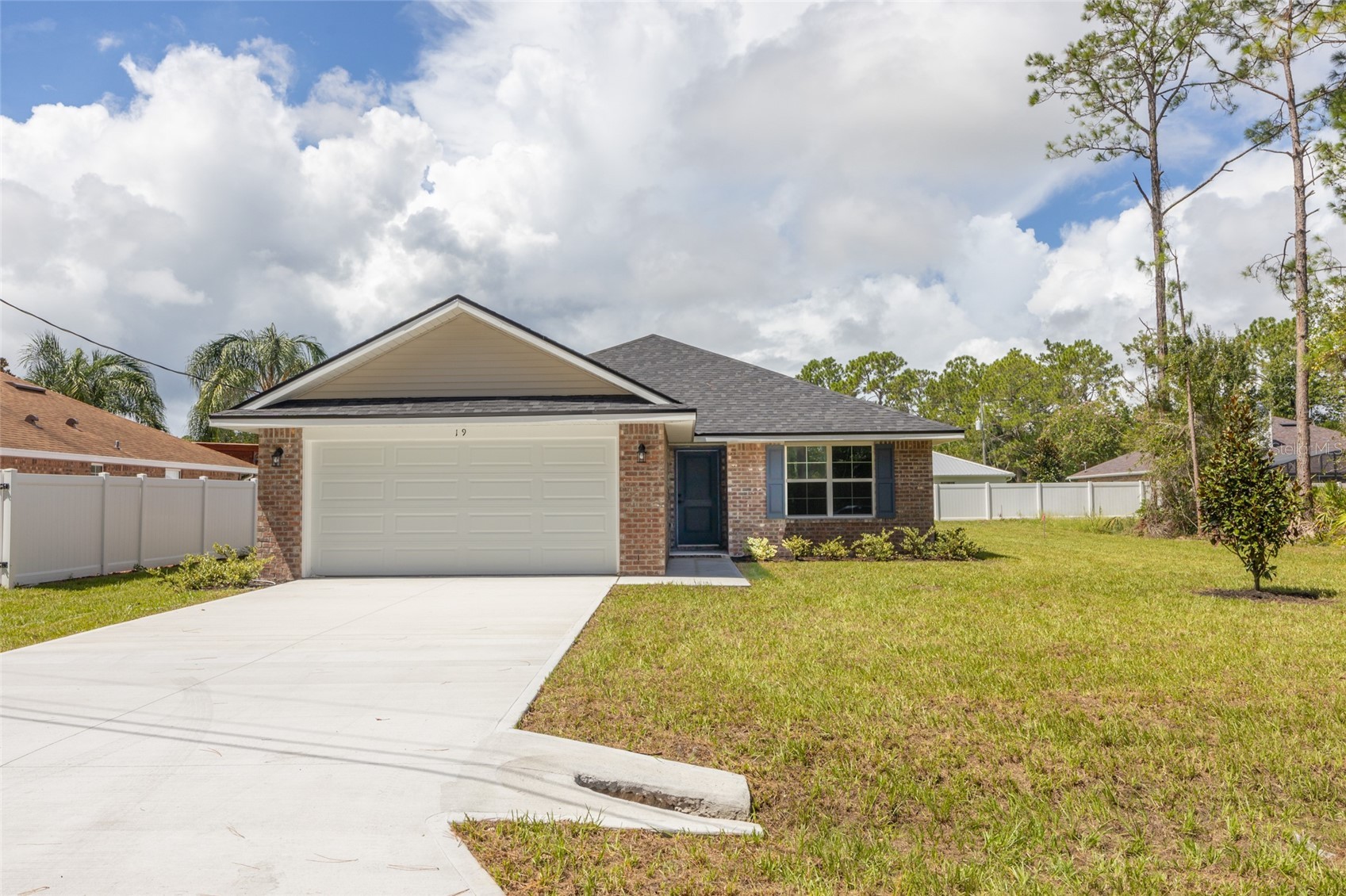 19 SEDGEFIELD PATH S