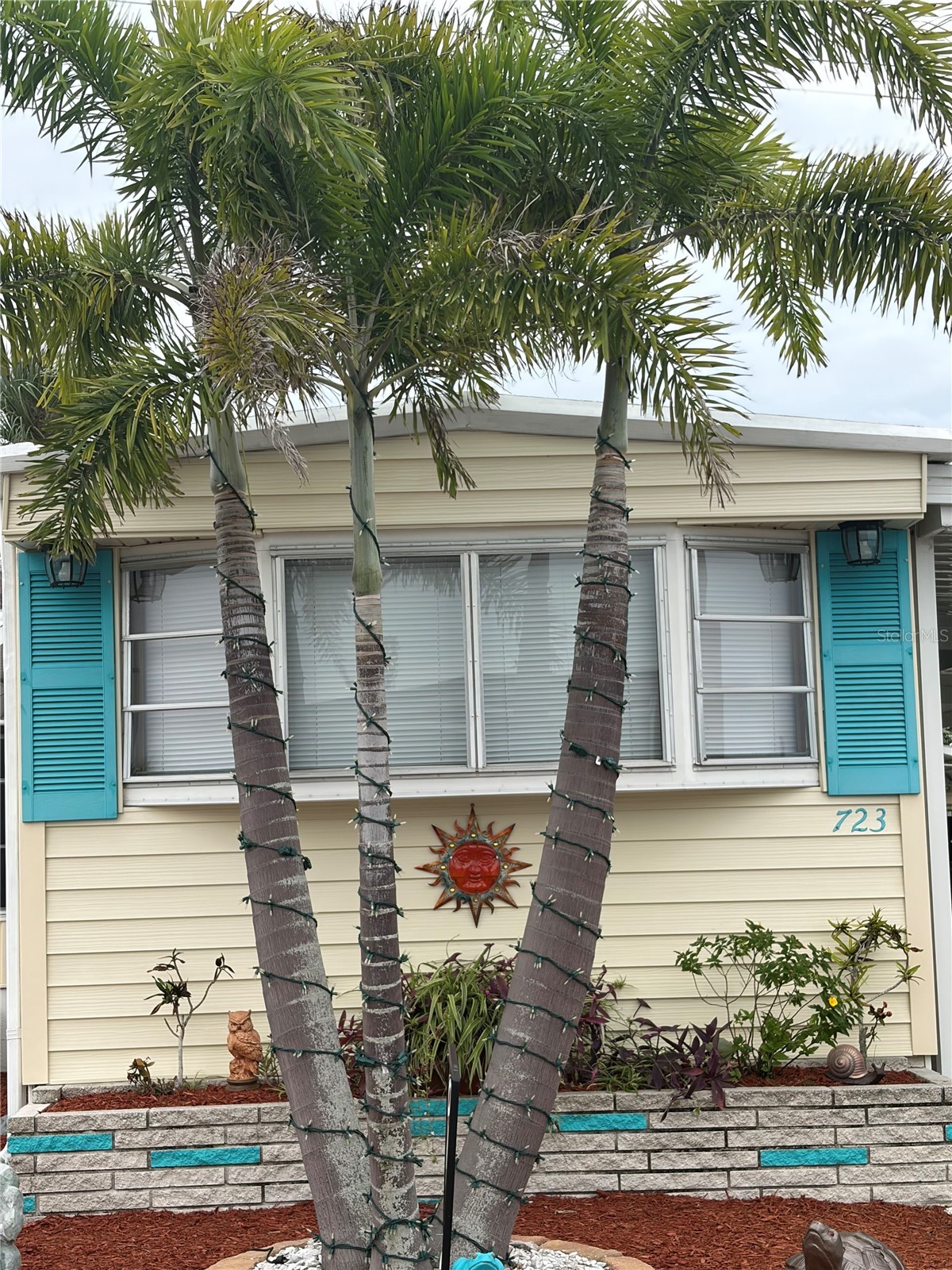 723 ROMA ROAD