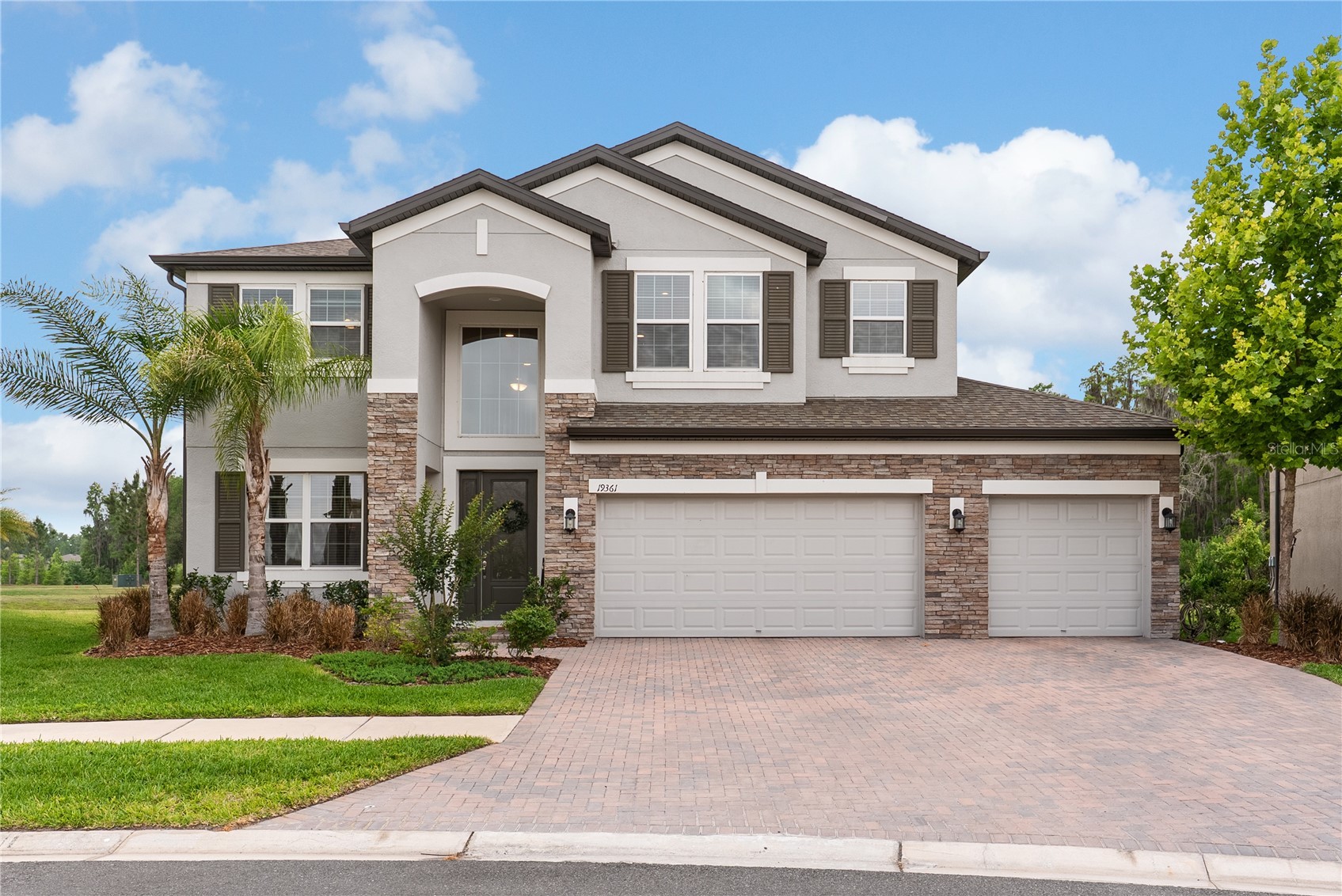 19361 EAGLE CREEK LANE