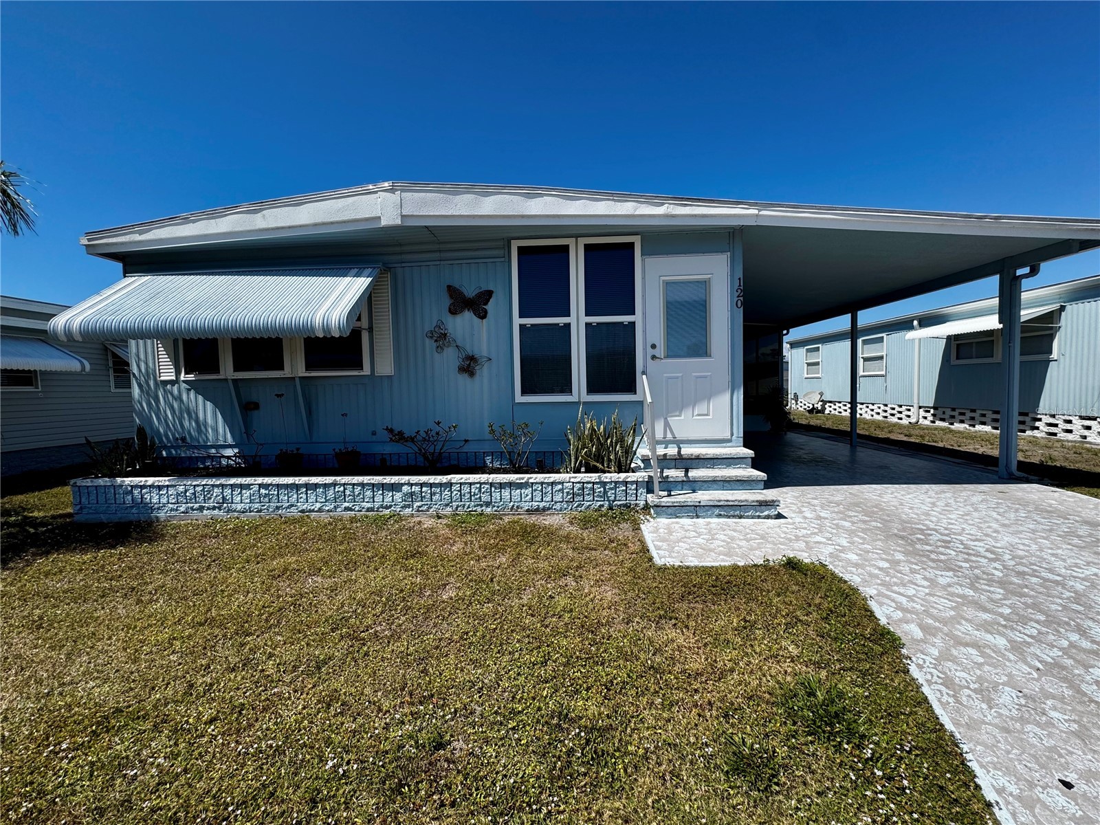 5619 BAYSHORE ROAD 120