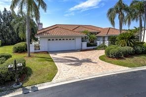 4931 FALLCREST CIRCLE